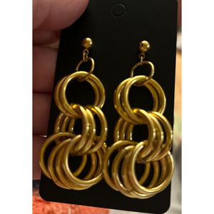 Avon 1970s Gold Ring Earrings